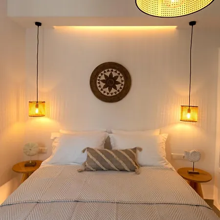 Juliano Luxury Apartments, Port Of Naxos * Naxos City