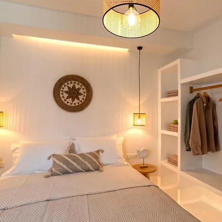 Juliano Luxury Apartments, Port Of Naxos * Naxos City