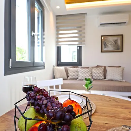 Juliano Luxury Apartments, Port Of Naxos 公寓 *