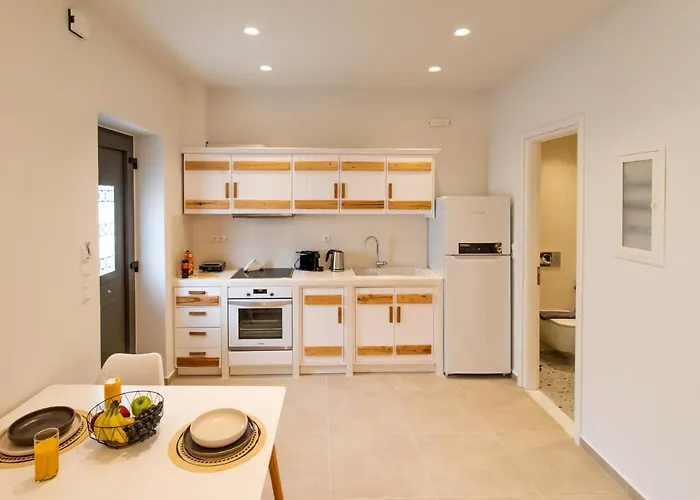 Lejlighed Juliano Luxury Apartments, Port Of Naxos Naxos City