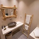 Juliano Luxury Apartments, Port Of Naxos *