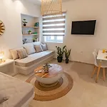 Juliano Luxury Apartments, Port Of Naxos *