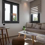 Juliano Luxury Apartments, Port Of Naxos Apartman *
