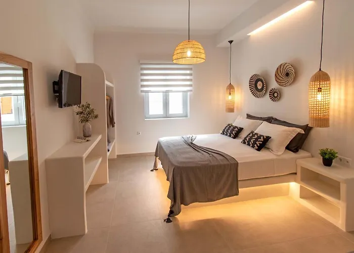 Juliano Luxury Apartments, Port Of Naxos * Naxos City